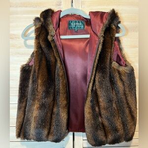 Ralph Lauren Faux fur vest like new!